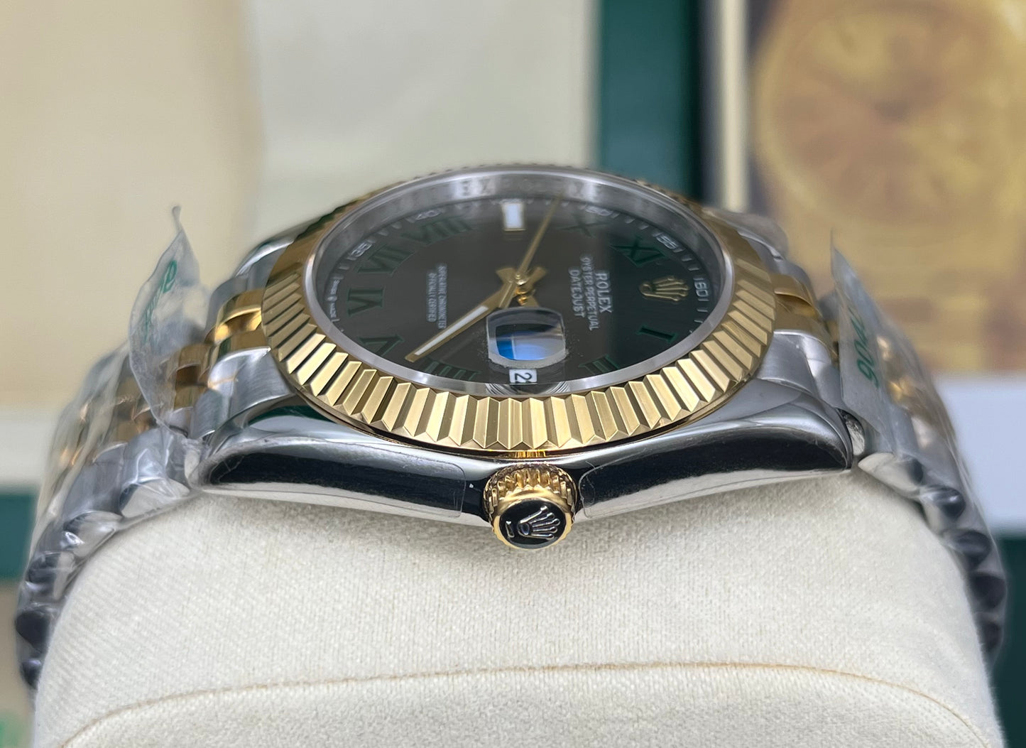 Grey Roman Automatic – Jubilee Chain