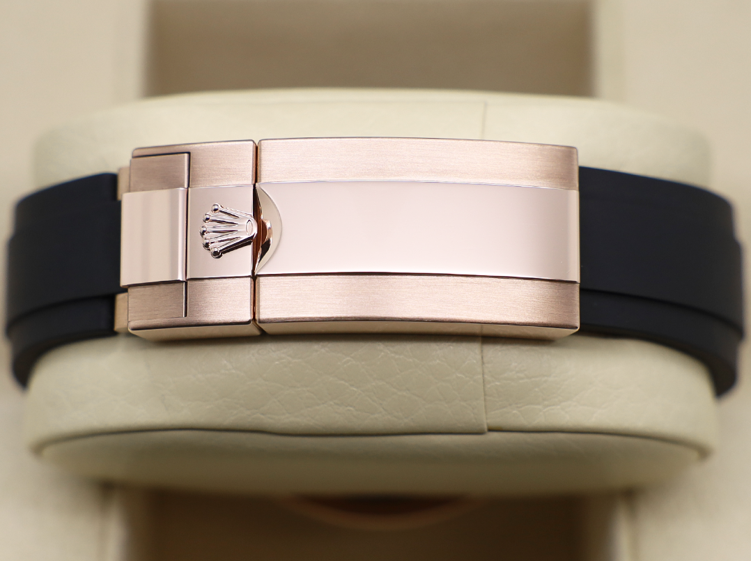Black With Rose Gold – Black Oysterflex Rubber